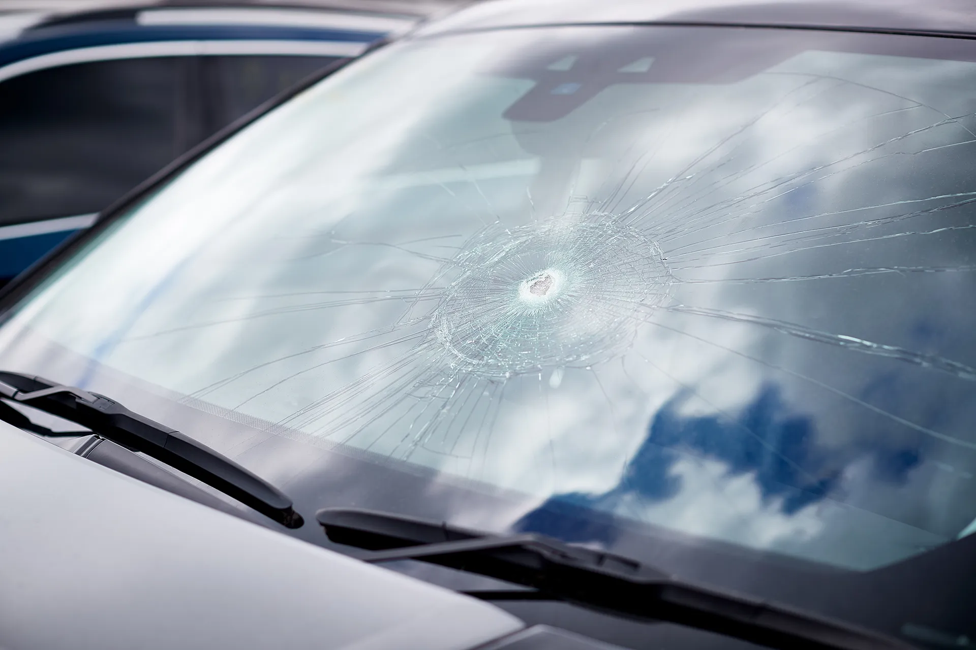 Scheibenschaden durch Unfall